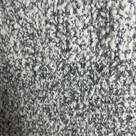 Faire Gray Fuzzy Knit Cardigan Sweater OS EUC - Picture 5 of 5